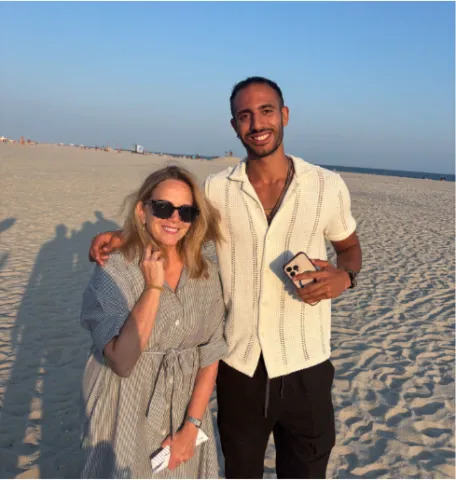 Rep. Gillen joined the Hewlett-East Rockaway Centre for Shabbat on the Beach